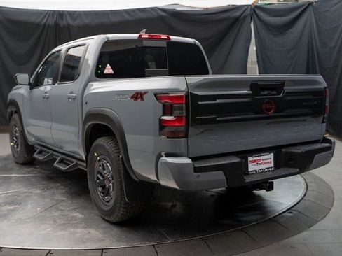 Used 2025 Nissan Frontier PRO-4X w/ Pro Convenience Package image 11