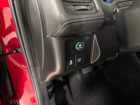 Used 2016 Honda HR-V LX image 18