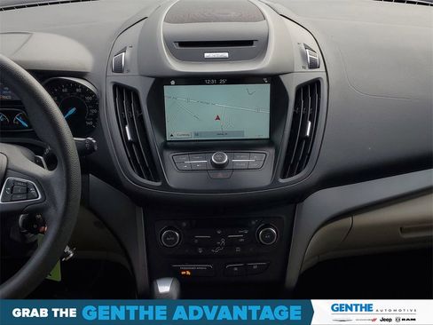 Used 2017 Ford Escape SE w/ Equipment Group 201A image 25