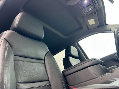 Used 2022 GMC Sierra 1500 Denali w/ Technology Package image 17