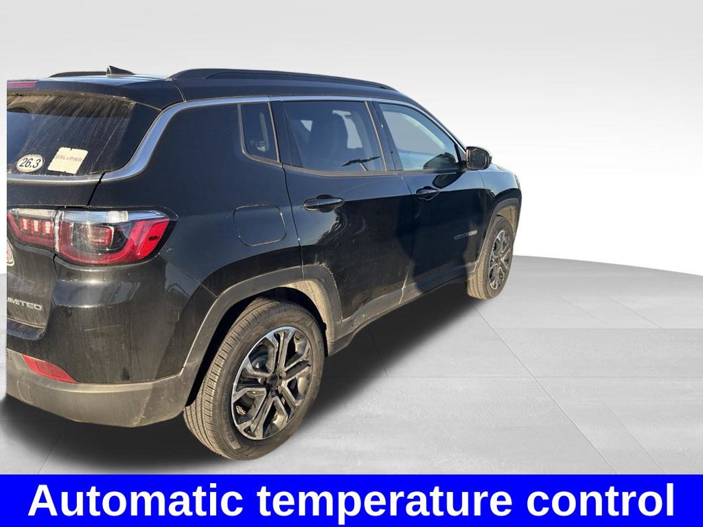 Used 2022 Jeep Compass Limited w/ Sun and Sound Group AWD/4WD image 8