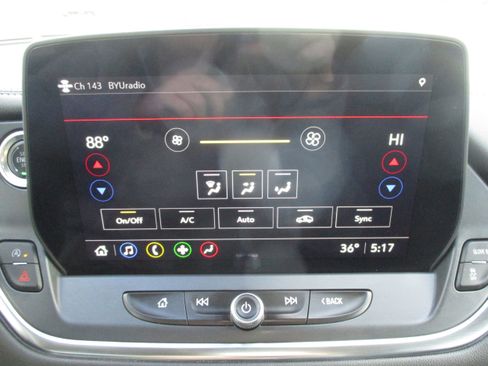 Used 2024 Chevrolet Blazer LT w/ Convenience Package image 21