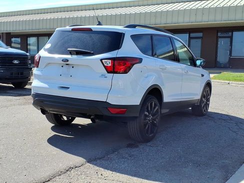 Used 2019 Ford Escape SE AWD/4WD image 5