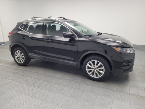 Used 2020 Nissan Rogue Sport SV image 11