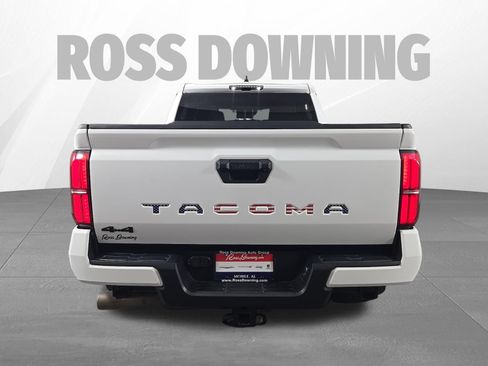 Used 2024 Toyota Tacoma TRD Off-Road AWD/4WD image 5