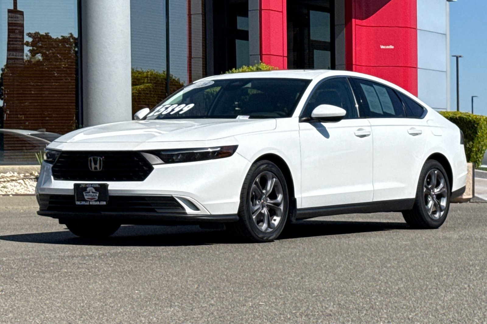 Used 2023 Honda Accord EX image 10