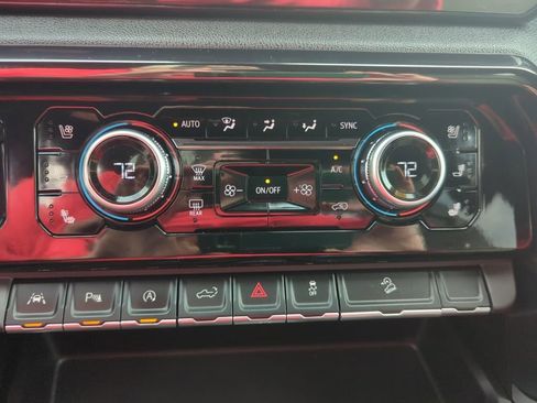 Used 2024 GMC Sierra 1500 AT4 w/ Technology Package image 52