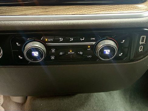 Used 2023 Chevrolet Silverado 1500 LT Trail Boss w/ Protection Package AWD/4WD image 16