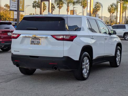 Used 2020 Chevrolet Traverse LS image 5