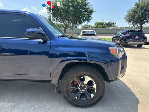 Used 2024 Toyota 4Runner SR5 RWD image 11