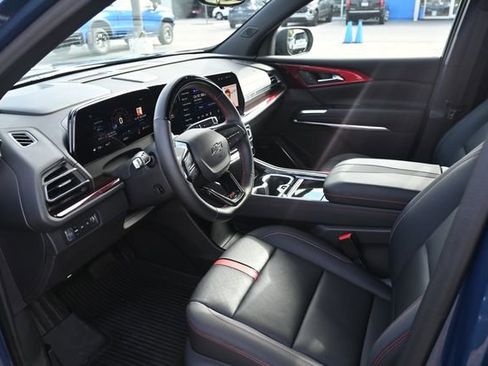 Used 2024 Chevrolet Traverse RS w/ LPO, Floor Liner Package image 9