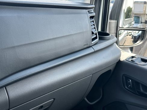 Used 2025 Ford Transit 350 XL image 36