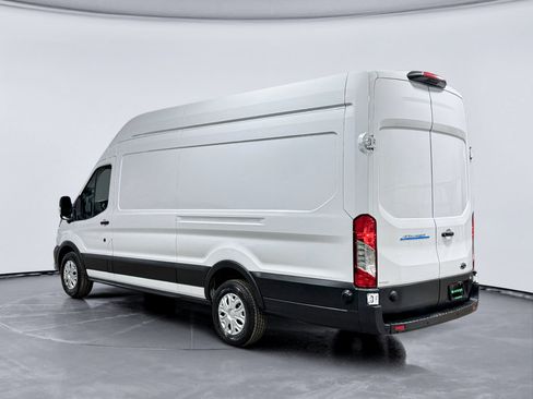 Used 2022 Ford E-Transit 148 High Roof Extended w/ Load Area Protection Package image 2