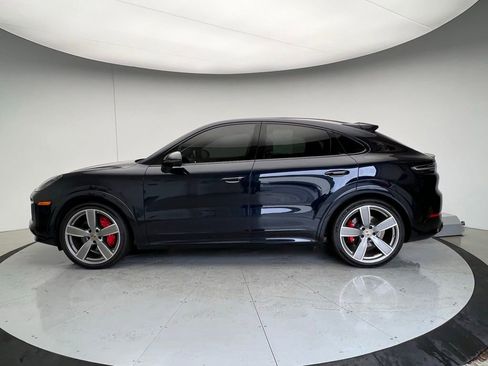 Certified 2023 Porsche Cayenne GTS AWD/4WD image 2