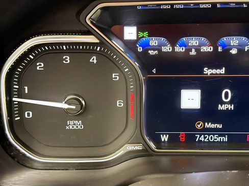 Used 2021 GMC Yukon Denali AWD/4WD image 13