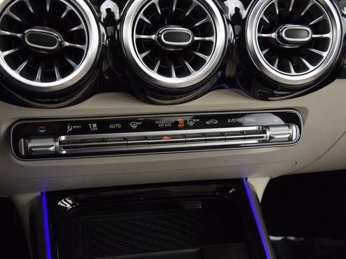 Certified 2026 Mercedes-Benz GLB 250 image 28