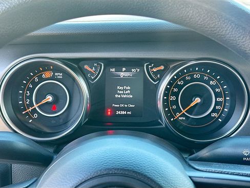Used 2023 Jeep Wrangler Willys image 12