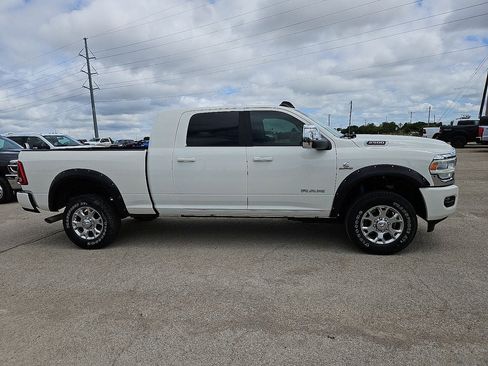 Used 2024 RAM 2500 Laramie w/ Off Road Package AWD/4WD image 9
