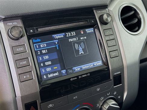 Used 2017 Toyota Tundra SR5 image 27