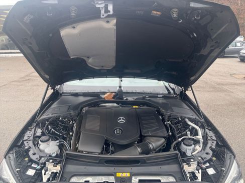 Used 2024 Mercedes-Benz C 300 Sedan image 33