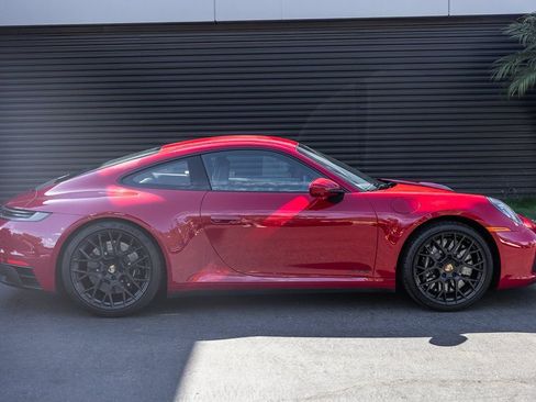 Used 2024 Porsche 911 Carrera GTS RWD image 9