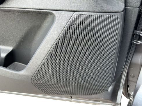 Used 2023 Nissan Pathfinder SL w/ Lighting Package (N92) image 20