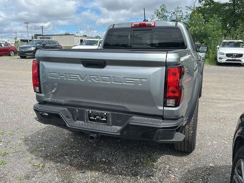 Used 2024 Chevrolet Colorado Trail Boss w/ Advanced Trailering Package AWD/4WD image 2