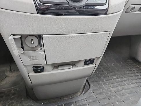 Used 2015 Honda Odyssey EX-L image 22