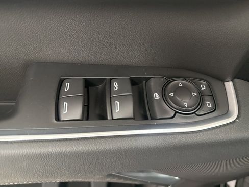 Used 2026 GMC Sierra 1500 Elevation image 15