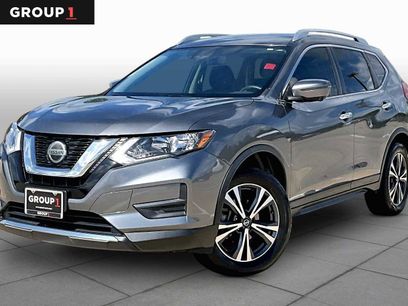 Used 2019 Nissan Rogue SV w/ Premium Package
