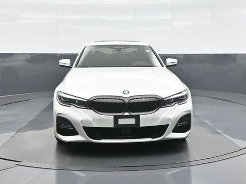 Used 2019 BMW 330i xDrive Sedan w/ M Sport Package AWD/4WD image 2