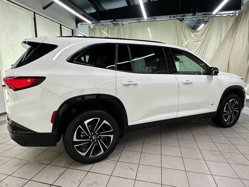 Certified 2026 Buick Enclave Sport Touring AWD/4WD image 3
