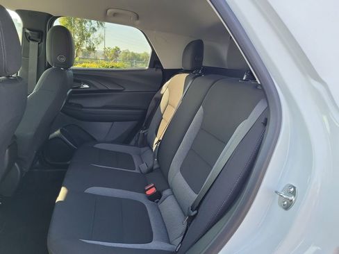 Used 2026 Chevrolet TrailBlazer LT w/ Driver Confidence Package image 22