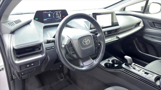 Used 2025 Toyota Prius LE FWD image 24