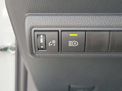Used 2024 Toyota Corolla LE FWD image 30