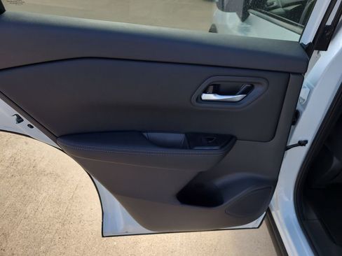 New 2026 Nissan Rogue SV FWD image 11