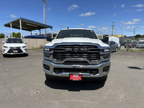 New 2025 RAM 3500 Tradesman image 8