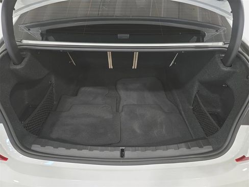 Certified 2022 BMW 330i Sedan w/ M Sport Package image 26