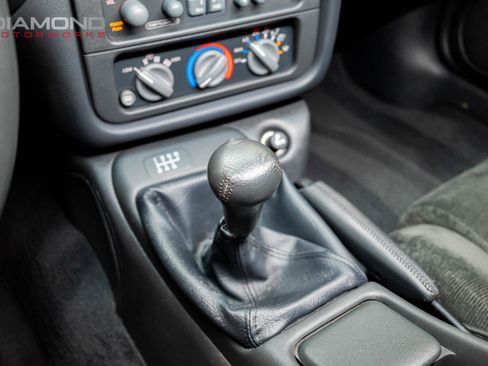 Used 1996 Pontiac Firebird Formula image 15