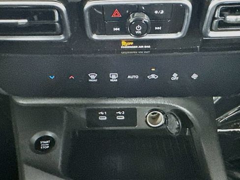 Used 2026 Nissan Sentra SV w/ Floor Mat Package FWD image 16