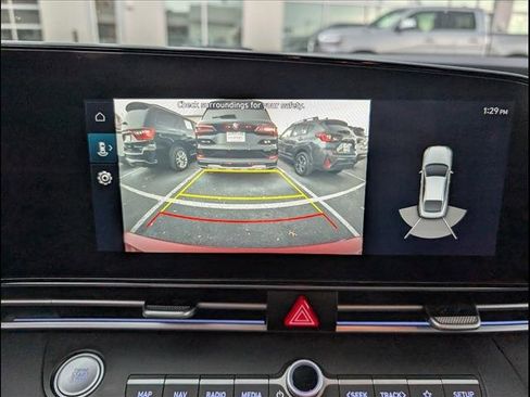 Used 2023 Hyundai Elantra Limited w/ Cargo Package image 11