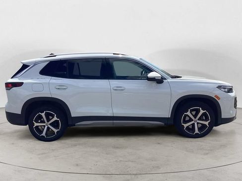 Used 2026 Volkswagen Tiguan SE AWD/4WD image 6
