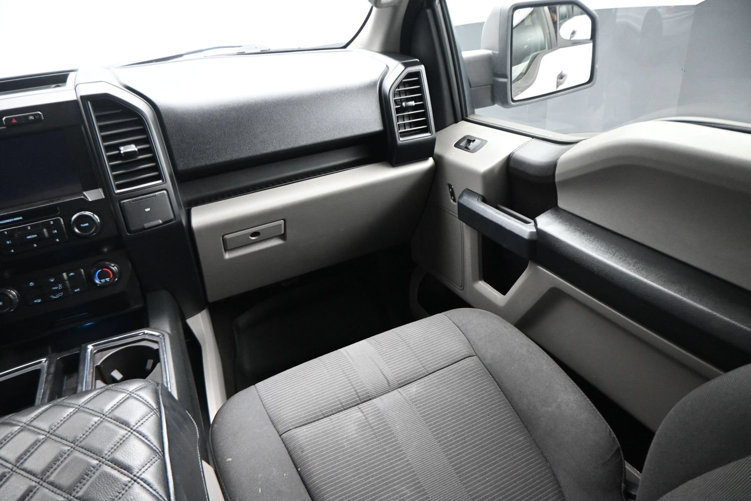 Used 2019 Ford F150 XL w/ Equipment Group 101A Mid RWD image 13