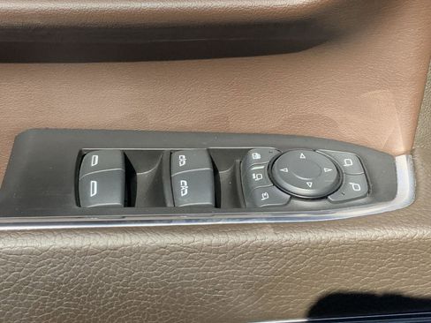 Used 2024 GMC Sierra 3500 Denali image 25