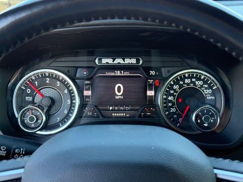 Used 2023 RAM 1500 Big Horn AWD/4WD image 18