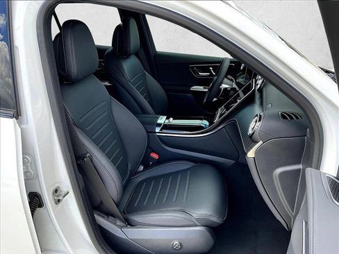 Used 2026 Mercedes-Benz GLC 300 image 30
