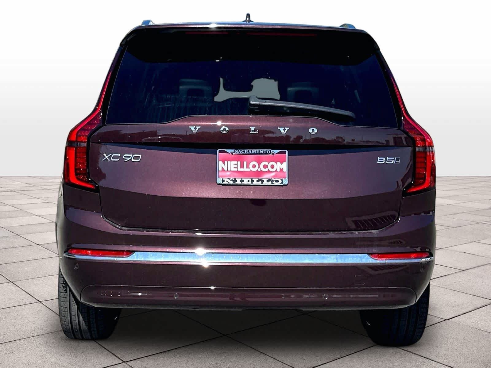 New 2026 Volvo XC90 B5 Ultra w/ Protection Package AWD/4WD image 6