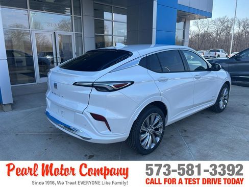 New 2026 Buick Envista Avenir FWD image 4