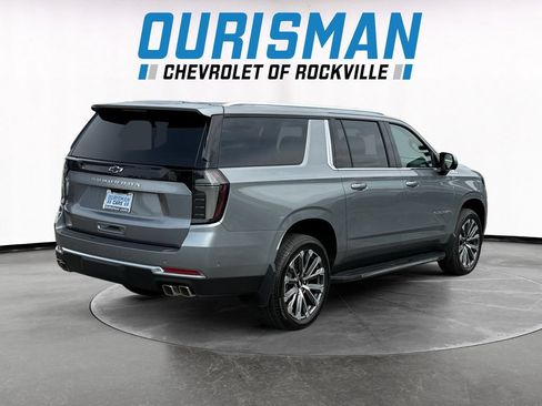 Used 2026 Chevrolet Suburban High Country w/ Sun And Tow Package AWD/4WD image 6