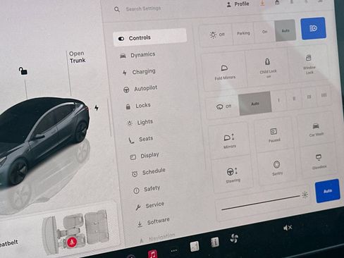 Used 2023 Tesla Model 3 Standard Range image 20